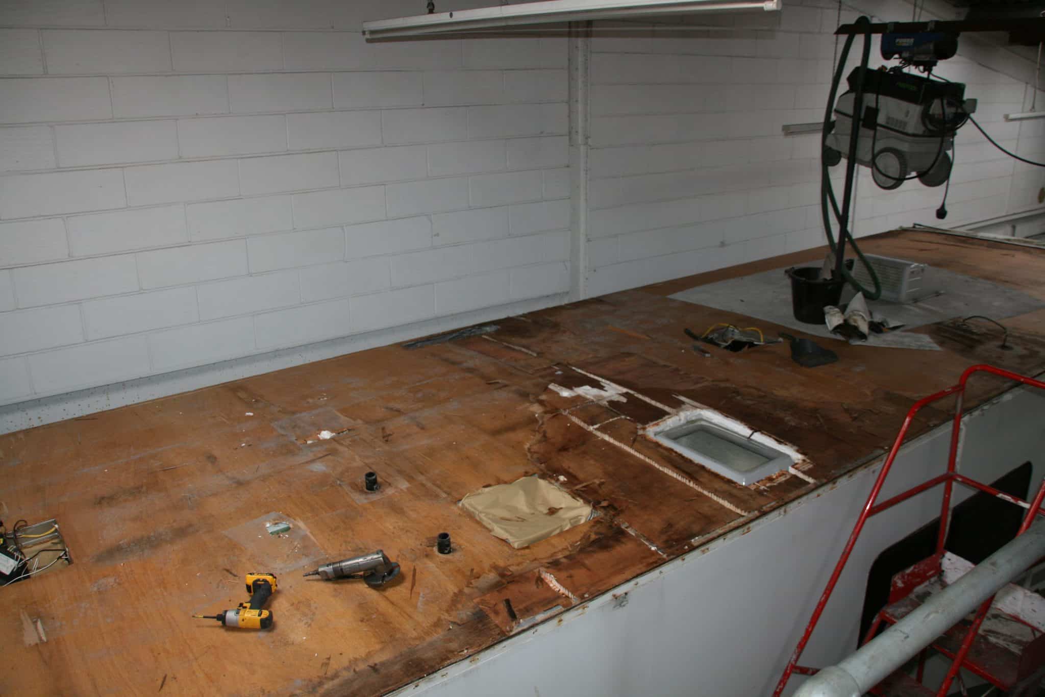 Tips For Repairing RV Roof Coatings